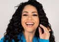 ¡EN EXCLUSIVA! REGRESA CAROLINA SANDOVAL A “SIÉNTESE QUIEN PUEDA” VIENE CON UNA CONFESIÓN CRUDA, ÍNTIMA Y SIN FILTRO