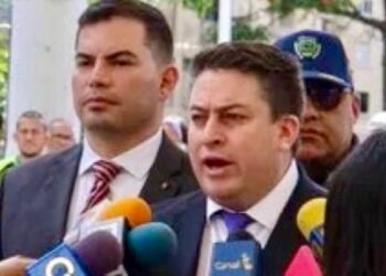 EX HOMBRE DE CONFIANZA DEL POLLO CARVAJAL COGOBIERNA CHACAO