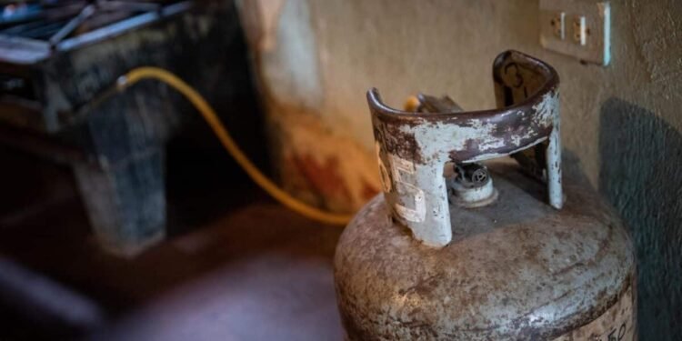 ¿Qué hacer si se sospecha una fuga de gas y cómo reportarlo en Caracas? 