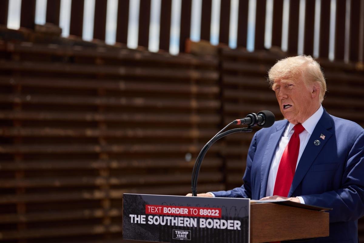 El muro fronterizo de Trump aumenta la fe de sus seguidores y el temor de migrantes y ecologistas
