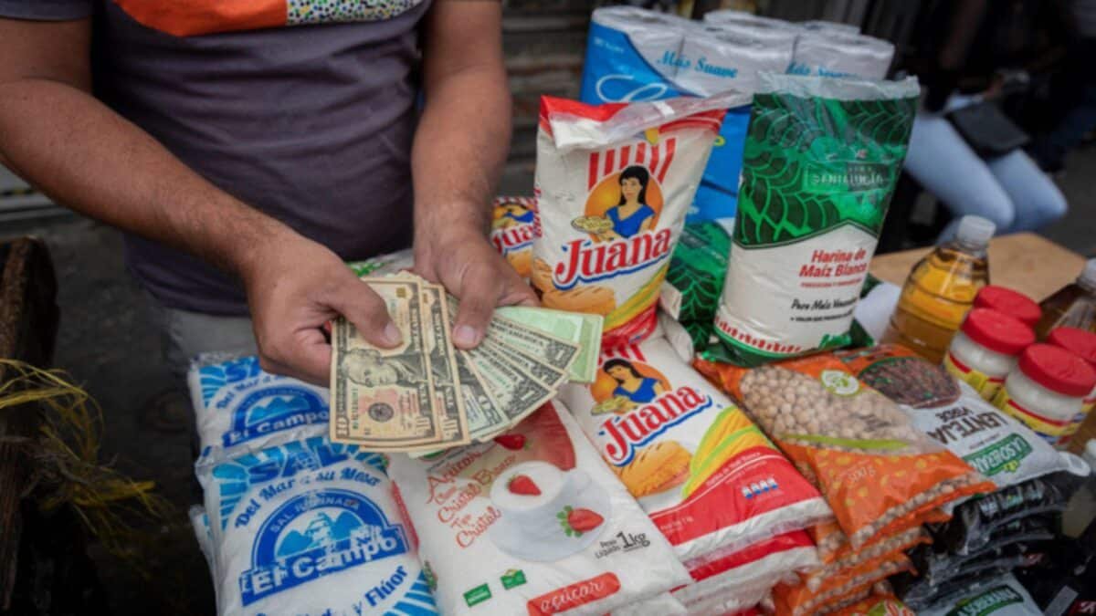 Cesta Petare se ubicó en 36,25 dólares: cuánto cuestan los ocho productos de esta canasta