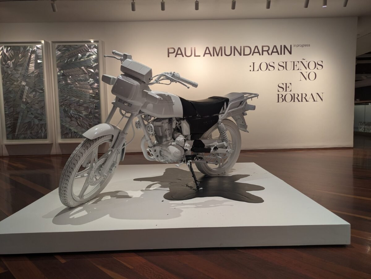 Paul Amundarain recoge en Caracas la huella indeleble de su arte