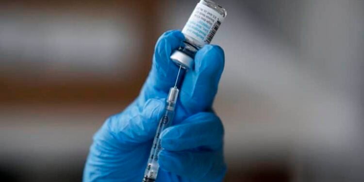 La OMS recomendó por primera vez el uso del Lenacapavir para prevenir el VIH