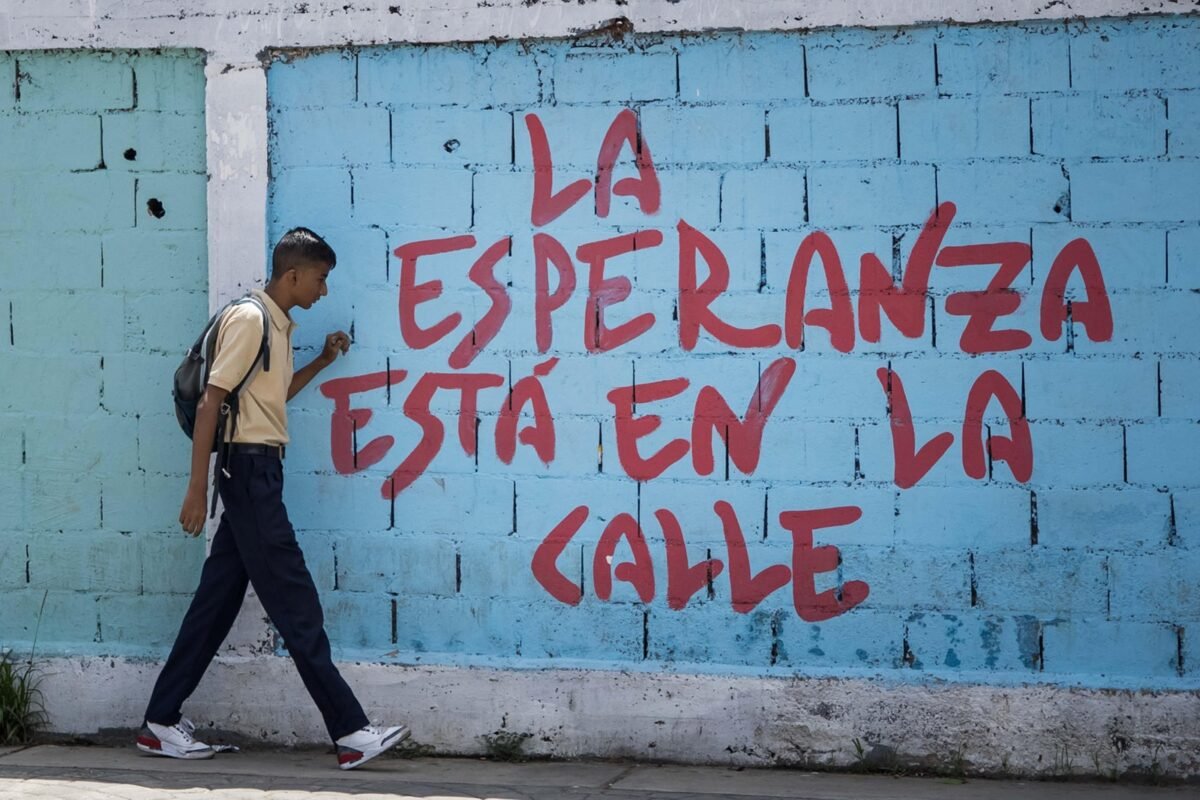 Más de la mitad de los bachilleres egresados de escuelas privadas quiere estudiar carreras largas