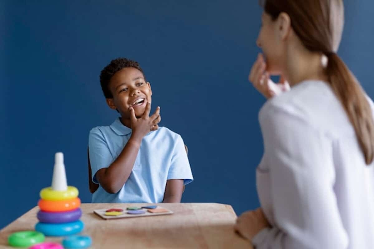 ¿Qué opciones terapéuticas hay disponibles para niños con autismo?
