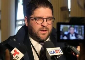¿AHORA DÓNDE SE VAN A METER LA LENGUA NITU PÉREZ OSUNA, VLADIMIR PETIT MEDINA Y EL ORATE WENDER ENRIQUE VILLALOBOS? ¡EN EL CULO!