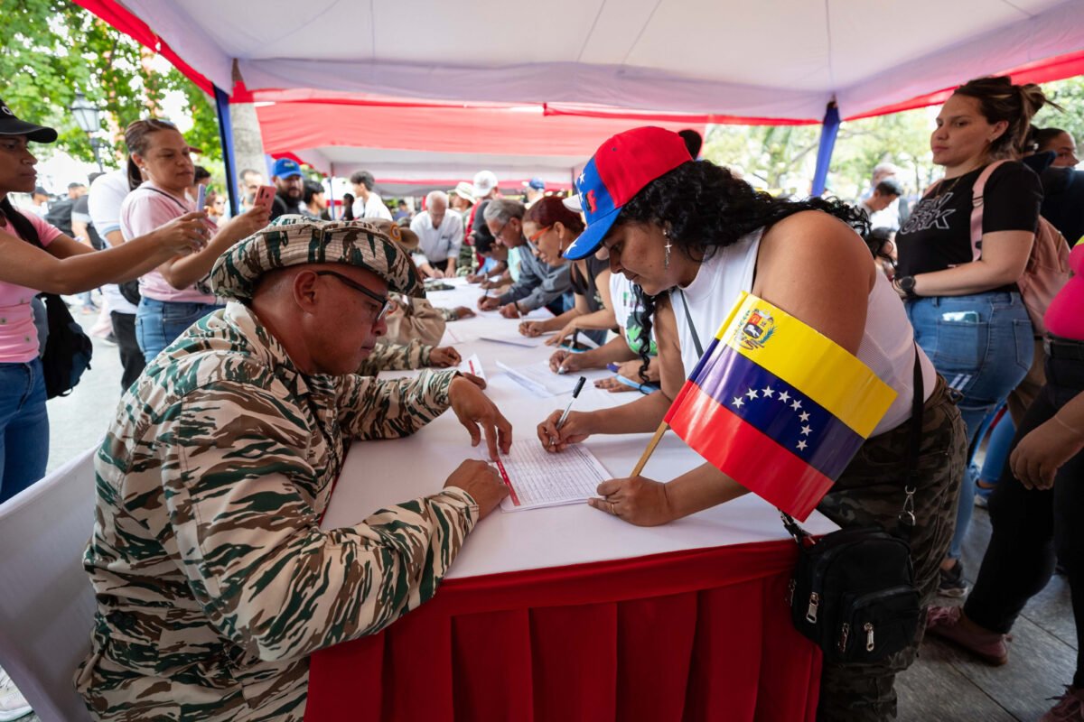 Venezuela anunció despliegue de buques en aguas del Caribe para combatir el narcotráfico