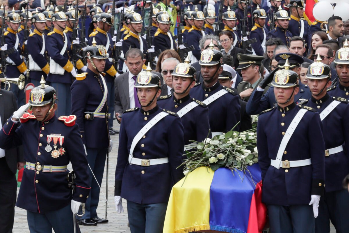 En imágenes:  Colombia le dio el último adiós a Miguel Uribe Turbay