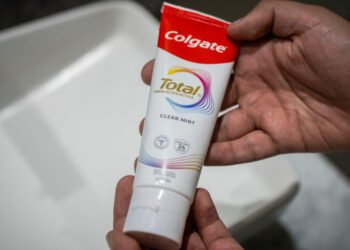 Alerta por los riesgos del uso de Colgate Total Clean Mint se extendió a más países de Latinoamérica
