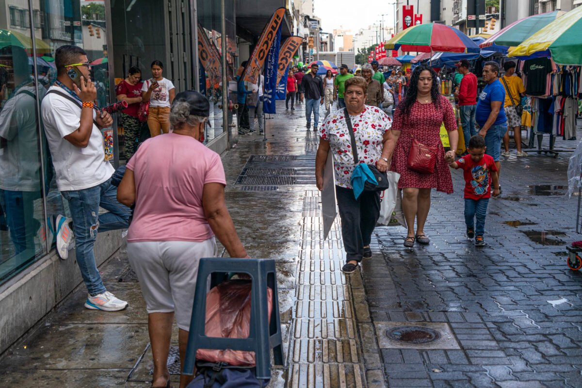 Rutas podotáctiles en Caracas: señales para una ciudad más inclusiva