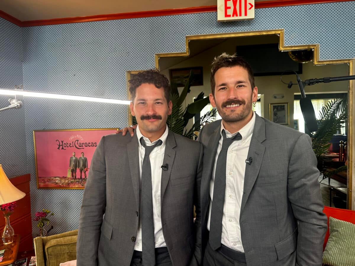 Mau y Ricky Montaner lanzan Hotel Caracas, un álbum dedicado a Venezuela