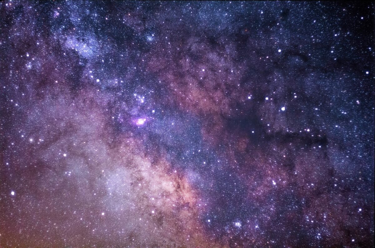 Científicos hallararon un nuevo planeta en formación alrededor de una estrella joven