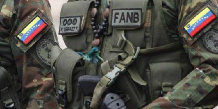 FANB halló astillero clandestino en Zulia usado por grupos armados y narcotraficantes