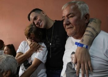 Rehenes del Cecot | Andry y el reto de retomar su vida: “Me fui con una maleta llena de sueños, llegué con puras pesadillas”