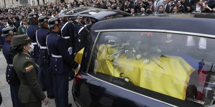 Detuvieron en Bogotá a otro presunto implicado en asesinato del senador Miguel Uribe Turbay