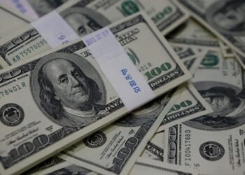 EE UU pedirá hasta 15 mil dólares de depósito a algunos solicitantes de visas de turismo