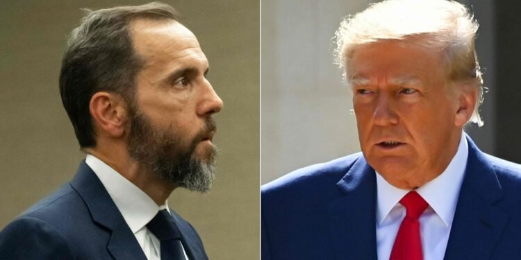 El fiscal que imputó a Trump, bajo investigación federal en Estados Unidos