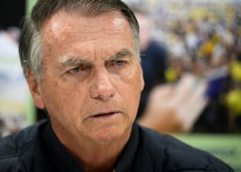 El Tribunal Supremo de Brasil ordena el arresto domiciliario de Jair Bolsonaro