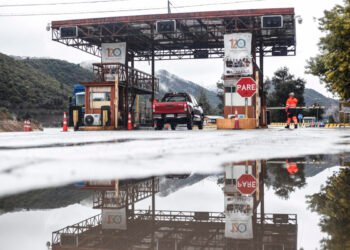 Mineros atrapados en Chile: confirmaron cuatro muertos y continúan labores de búsqueda