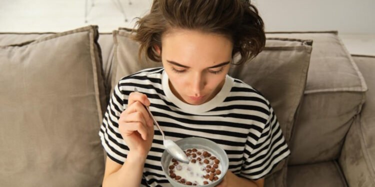 Qué es fibermaxxing: beneficios y riesgos de la ingesta en exceso de fibra