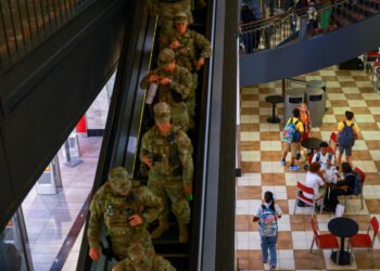 Trump ordena al Pentágono a prepararse para “sofocar disturbios civiles”