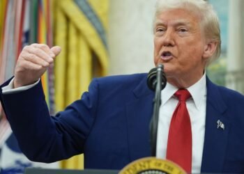 Un tribunal de apelaciones anula la mayoría de los aranceles de Trump