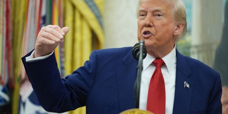 Un tribunal de apelaciones anula la mayoría de los aranceles de Trump