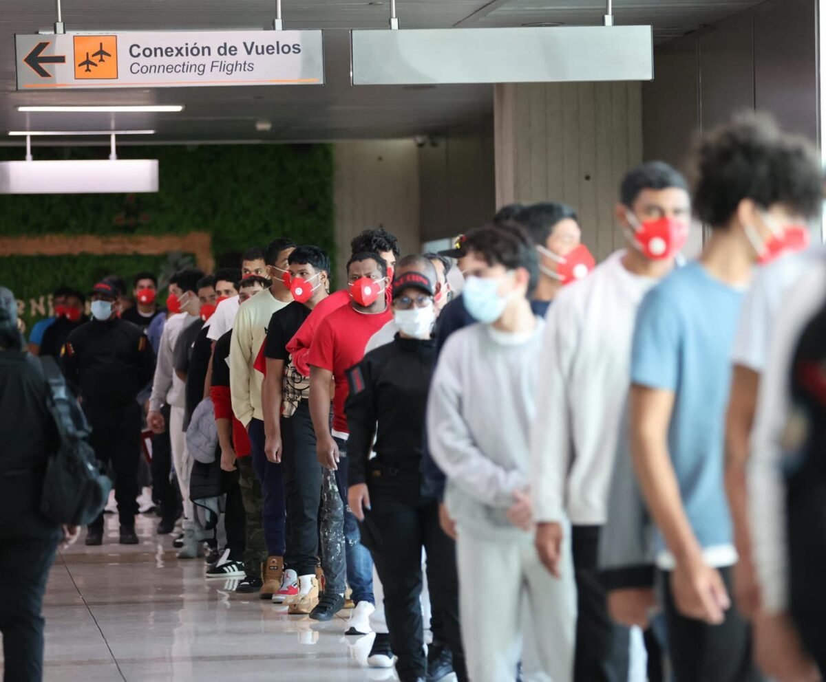 186 migrantes venezolanos retornaron al país desde EE UU