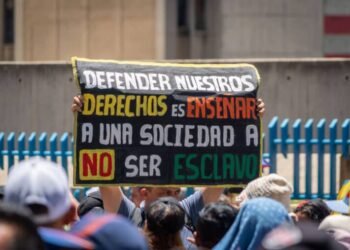 Docentes venezolanos se oponen a reincorporarse a las aulas el 8 de septiembre