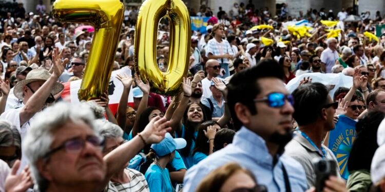 El papa León XIV celebra sus 70 años y su primer cumpleaños como pontífice