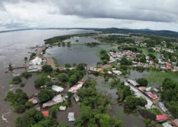 Denunciaron el hurto de pertenencias en viviendas desalojadas por la crecida del río Orinoco en Delta Amacuro