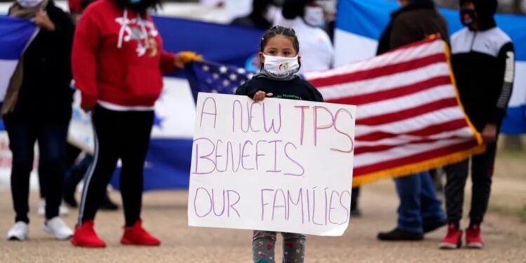 Venezolanos en Florida viven con incertidumbre insistencia del gobierno de Trump de eliminar el TPS