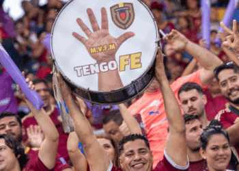 En imágenes: una marea Vinotinto llena Maturín esperando lograr el repechaje