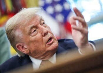 #TeExplicamos | ¿Por qué la cadena ABC suspendió indefinidamente el programa del comediante Jimmy Kimmel?