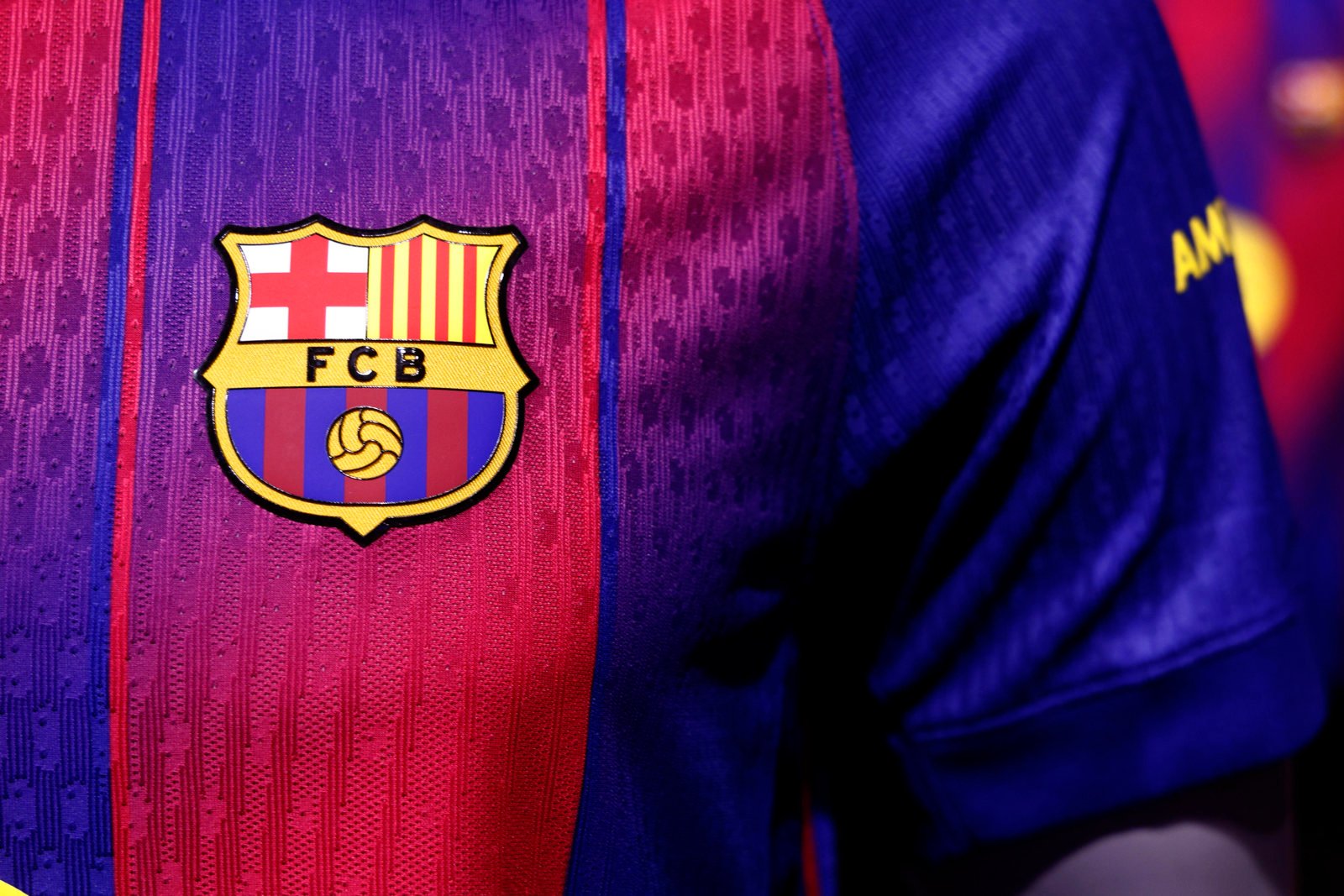La UEFA multó al FC Barcelona con 60 millones de euros