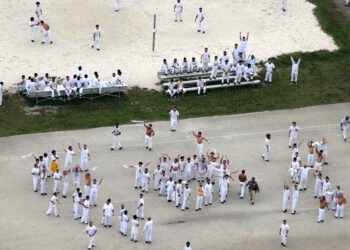 Deportation Depot: cómo Florida repite “la receta” de abusos a migrantes de Alligator Alcatraz