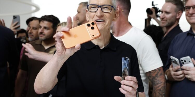 Apple presentó el nuevo iPhone 17: ¿cuánto costará?