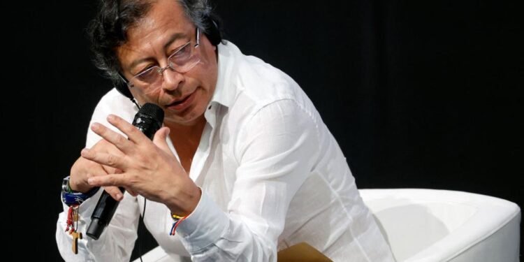 La diplomacia colombiana se entrega a la retórica de Petro