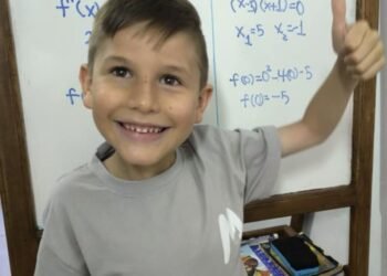 Mateo Pérez, el niño venezolano de 7 años que ganó medalla de plata en la Olimpiada Internacional de Geometría 2025