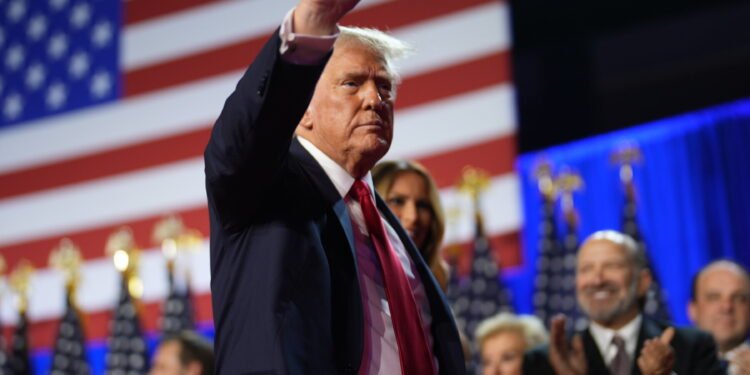 Trump ordena en redes sociales a su fiscal general que persiga “ya” a los enemigos del presidente de EE UU