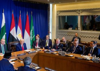 Trump presenta un plan de paz para Gaza que prevé la rendición de Hamás y un Gobierno supervisado por él