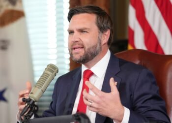 Trump redobla sus ataques a los medios y a la libertad de expresión tras el asesinato de Charlie Kirk