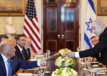 Última hora del conflicto en Oriente Próximo, en directo | Comienza la reunión a puerta cerrada entre Trump y Netanyahu en Washington