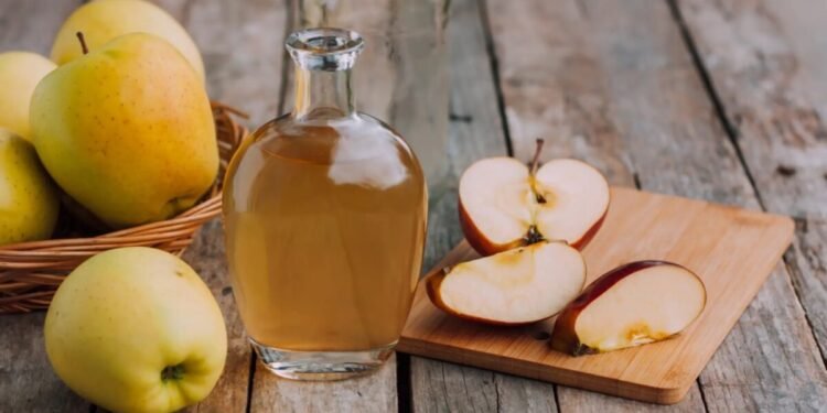 Retiraron un estudio que sugería que tomar vinagre de manzana a diario ayuda a perder peso