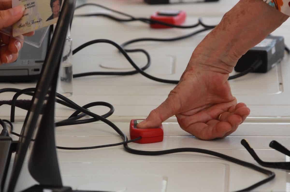 Estiman que menos de 3.000 residentes en Venezuela votaron en las elecciones presidenciales de Colombia