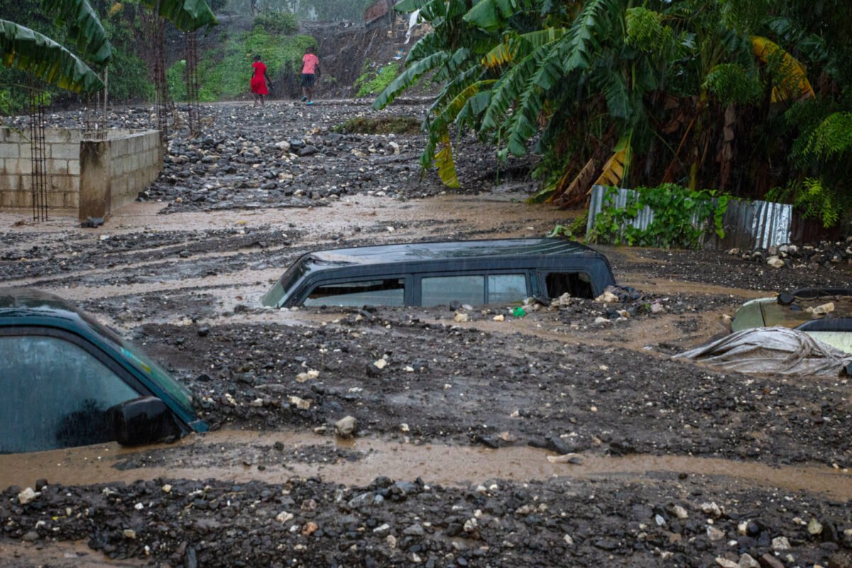 Melissa se convirtió en ciclón postropical tras dejar más de 50 muertos en el Caribe