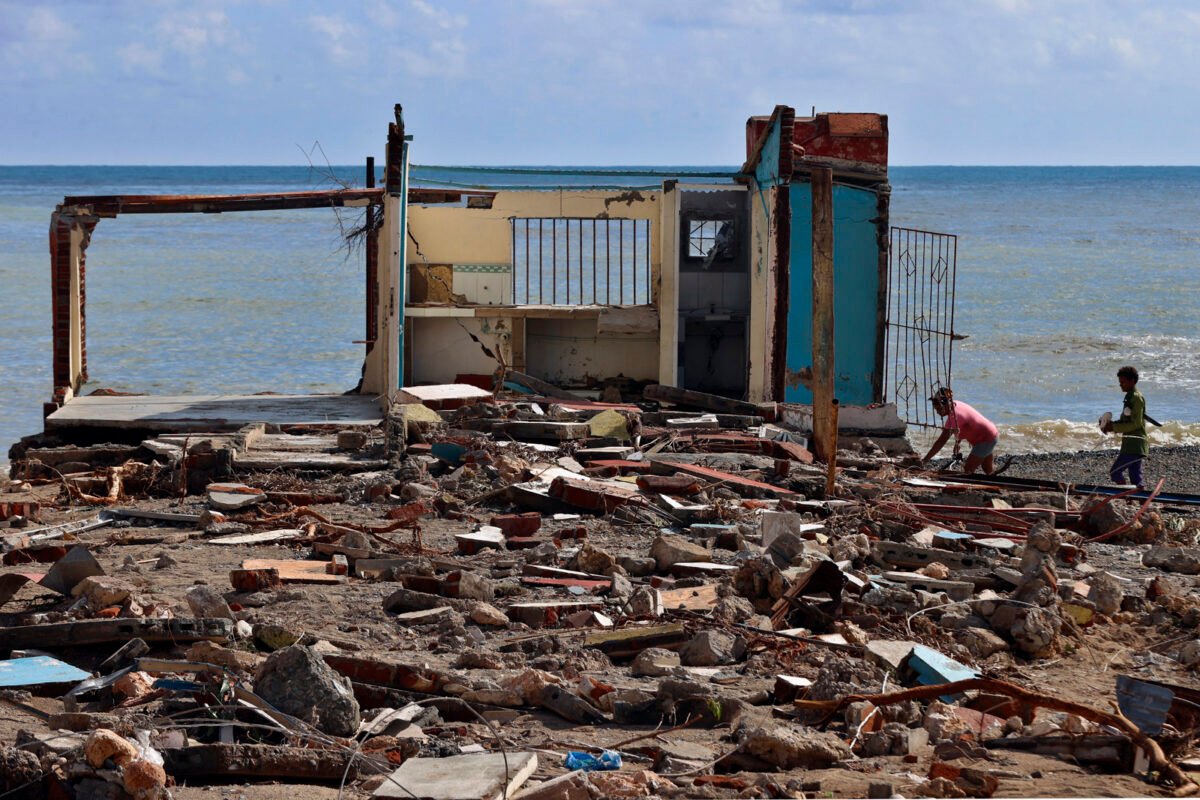 Melissa se convirtió en ciclón postropical tras dejar más de 50 muertos en el Caribe