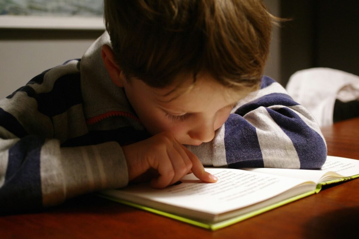 Más allá de la lectura: ¿Qué es la dislexia y qué mitos existen sobre este trastorno?