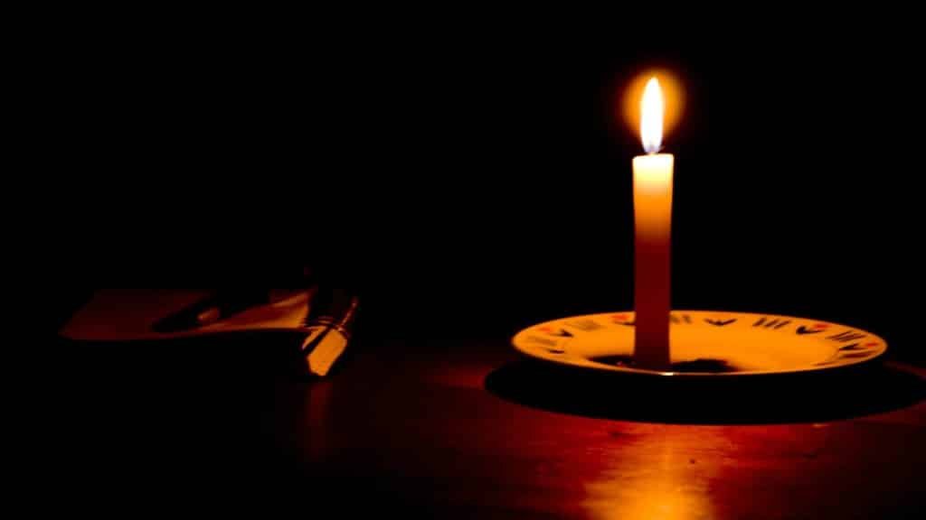 Fallas eléctricas persisten en varios estados de Venezuela después del bajón de luz