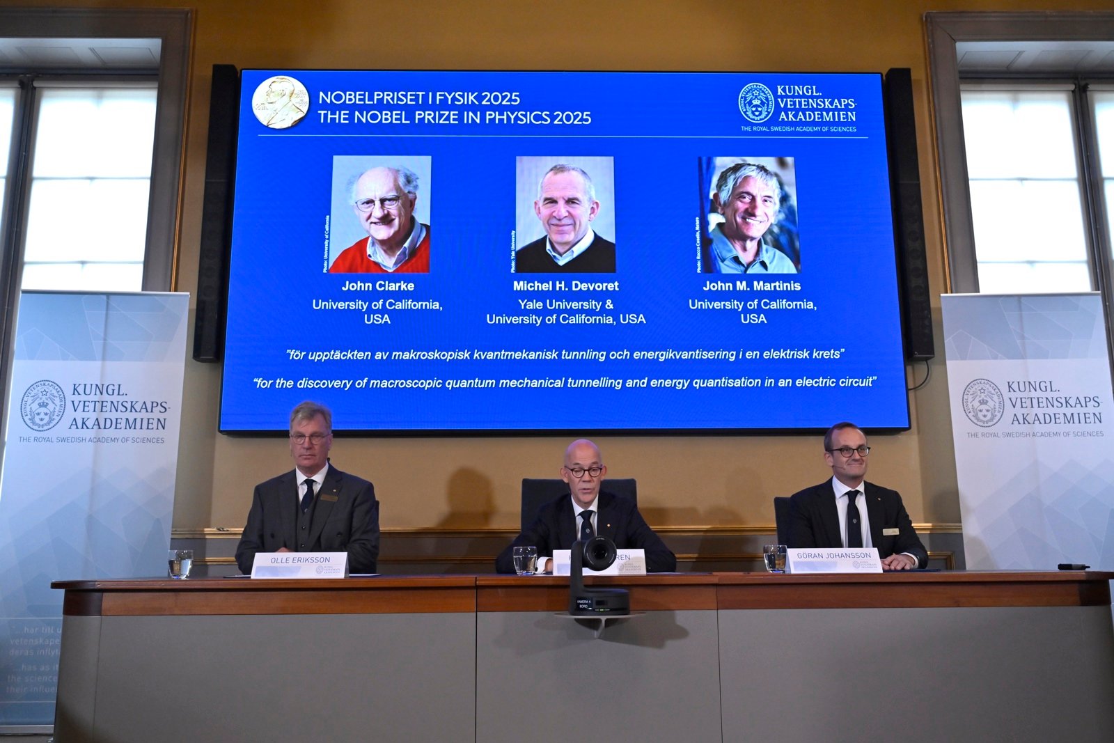 El británico John Clarke, el francés Michel H. Devoret y el estadounidense John M. Martinis ganaron el premio Nobel de Física 2025
